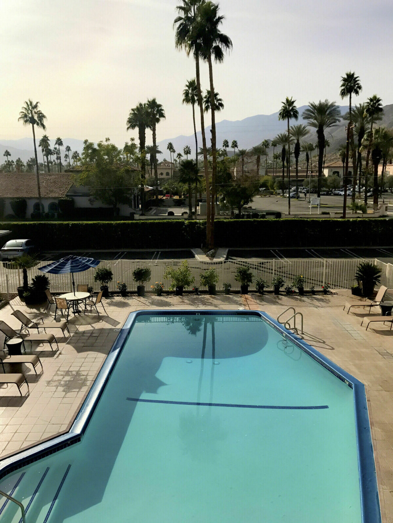 Delos Reyes Palm Springs Motel Exterior photo